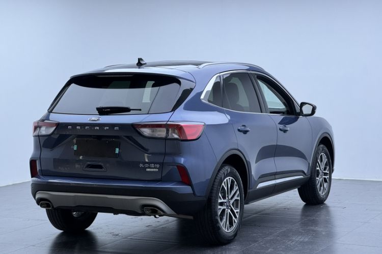 Used Ford Escape 2020 EcoBoost 245 Two-Wheel-Drive Titanium Edition
