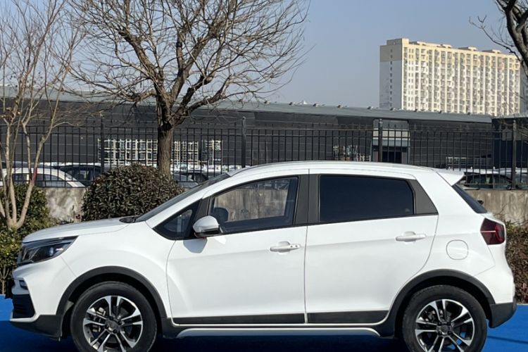 Used Geely Auto Vision X3 2020 1.5L CVT Luxury Model
