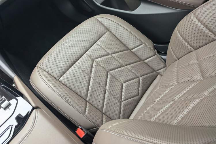 Used BMW i5 2024 eDrive 35L M Sport Package
