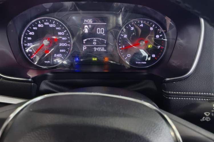 Used Roewe RX5 2018 20T Two-Wheel Drive Automatic Flagship Edition
