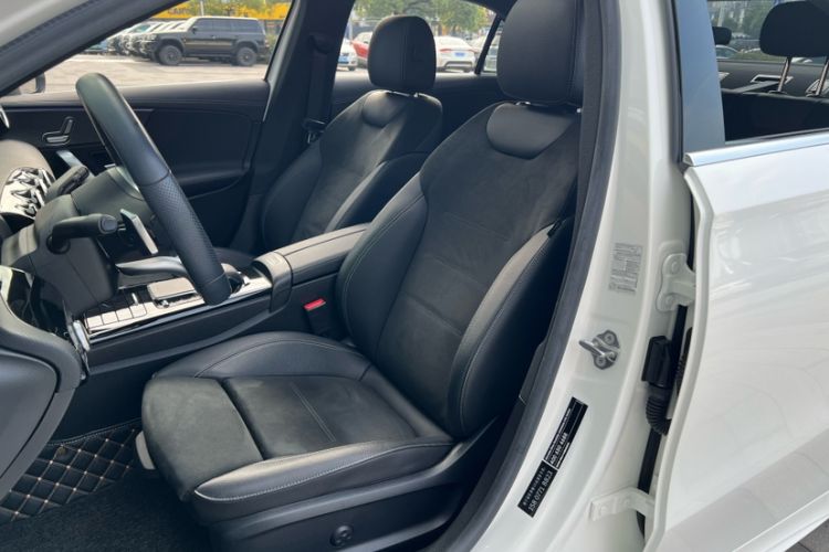 Used Mercedes-Benz A-Class 2020 Restyled A 200 L Sport Sedan Fashion Version