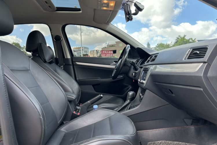 Used Volkswagen Lavida 2015 230TSI DSG Comfort Edition
