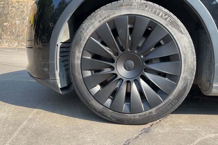 Used Tesla Model Y 2022 Rear-Wheel-Drive Version
