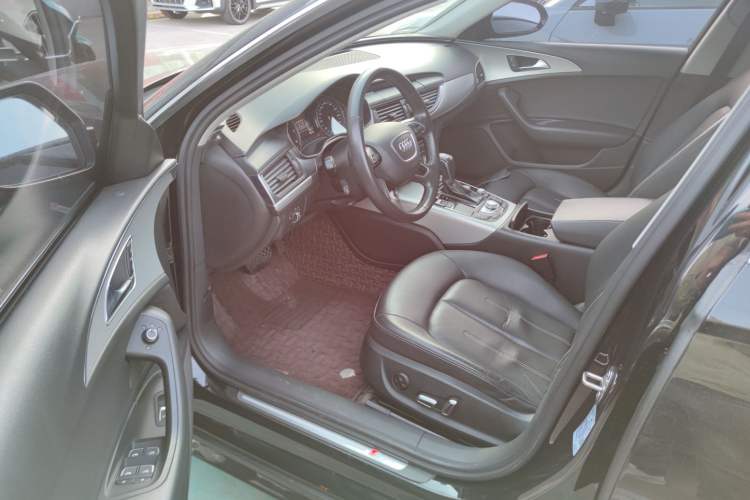 Used Audi A6L 2018 30th Anniversary Edition 35 TFSI Fashion Model
