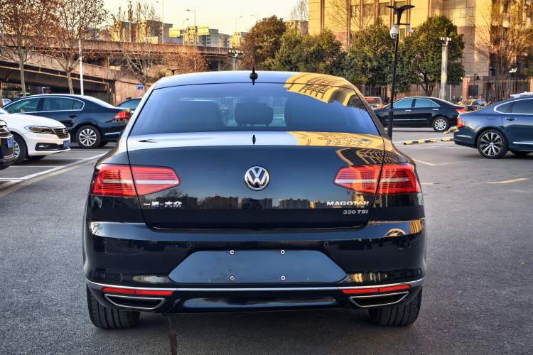 Used Volkswagen Magotan 2018 330TSI DSG Luxury Model