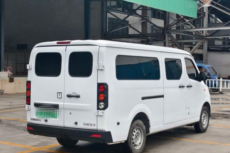 Used Farizon Xingxiang V 2024 Star Enjoy V6E Feature Edition Zhixin 46.08 kWh
