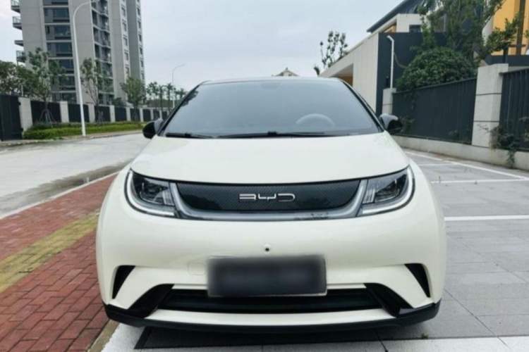 Used BYD Dolphin 2021 405 km Fashion Edition
