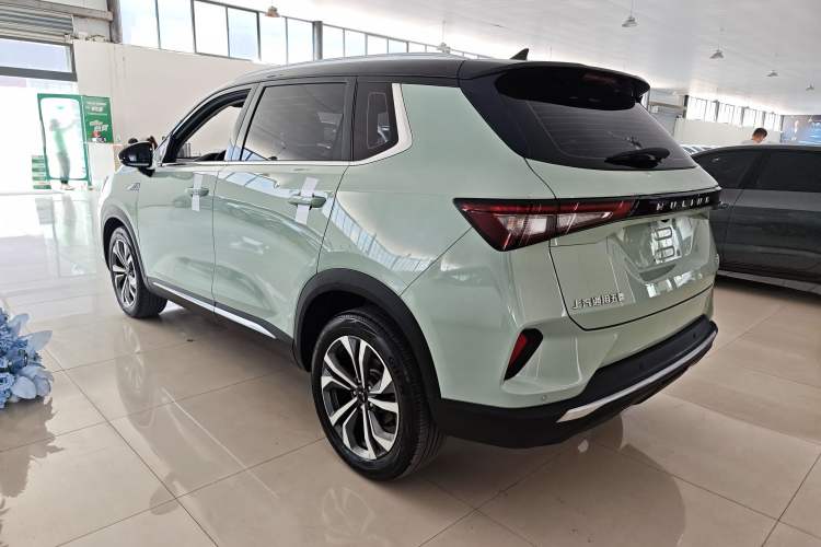 Used Wuling Asta 2021 1.5T CVT Starlight Edition
