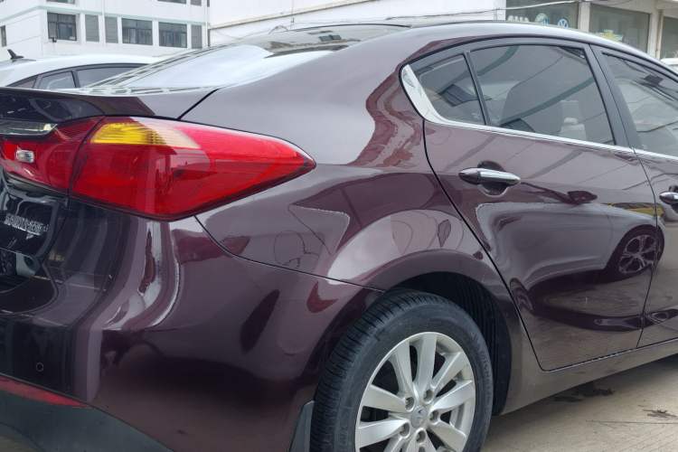 Used Kia K3 2015 1.6L Automatic GLS
