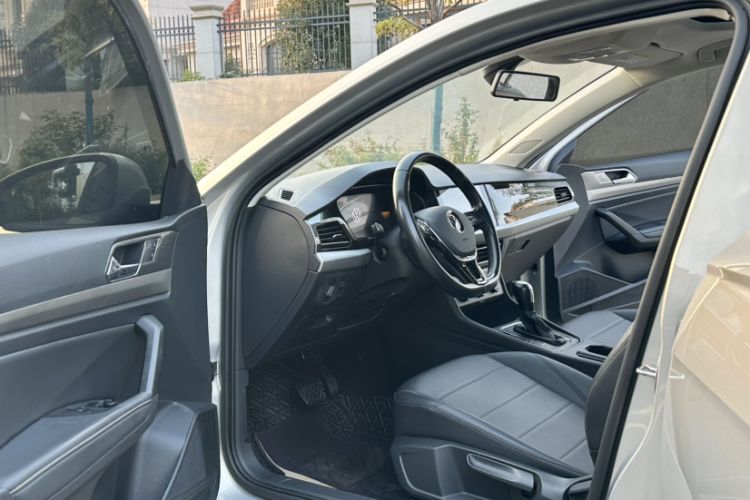 Used Volkswagen Lavida 2022 1.5L Automatic Comfort Edition
