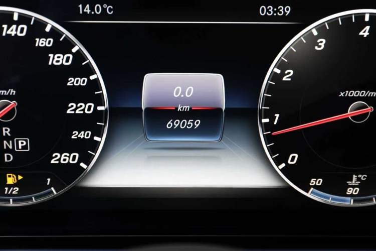 Used Mercedes-Benz E-Class 2016 E 300 L Luxury Model
