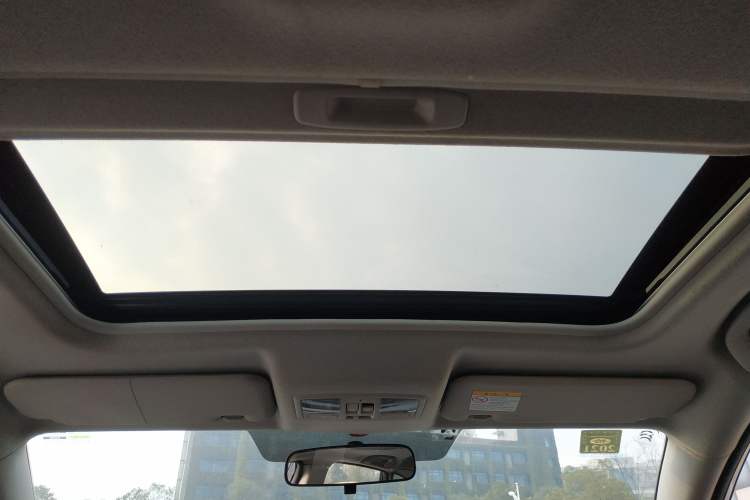 Used Mazda Mazda 3 2015 Hatchback 1.6L Automatic Elite Model
