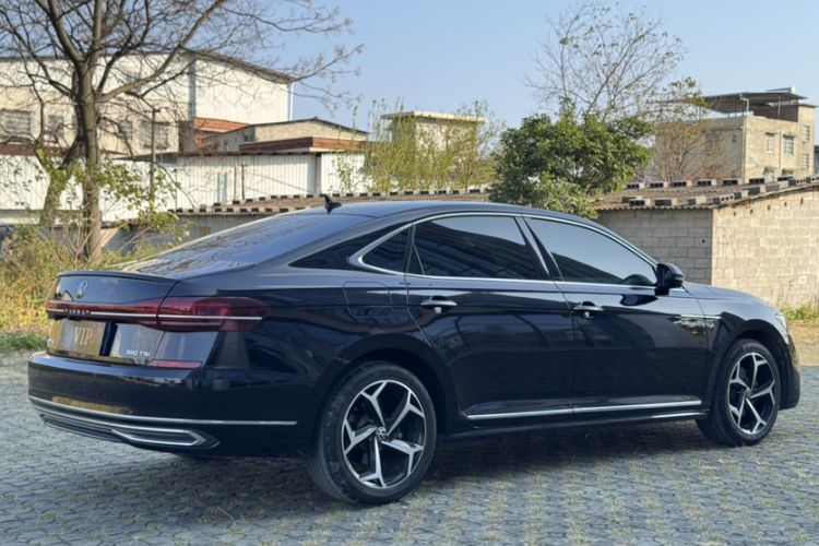 Used Volkswagen Passat 2023 Restyled 330TSI Starry Luxury Edition
