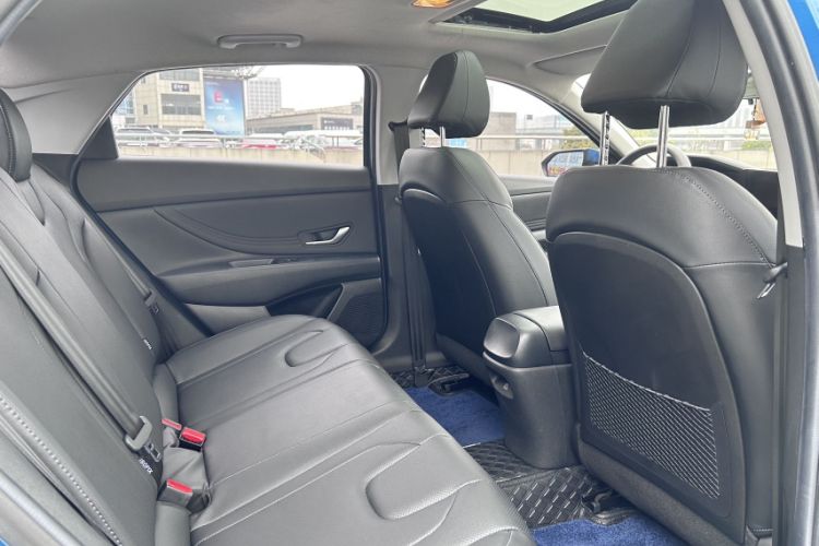 Used Hyundai Elantra 2021 1.5L CVT LUX Prestige Edition