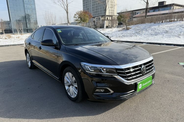 Used Volkswagen Passat 2020 Facelift 330TSI Elite Edition China VI Standard