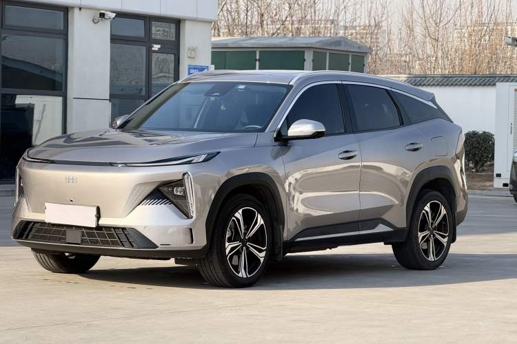 Used Geely Galaxy L7 2024 1.5T 115 km PLUS Dragon Edition