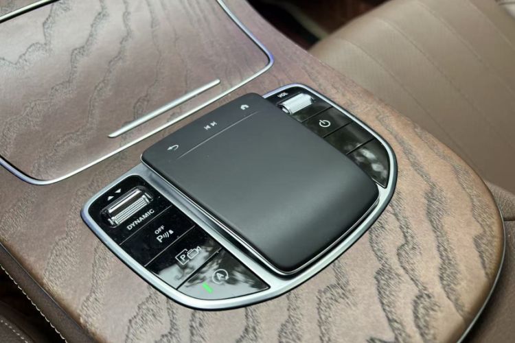 Used Mercedes-Benz E-Class 2023 Updated E 300 L Fashion Edition
