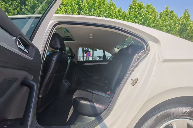 Used Volkswagen Lamando 2021 230TSI DSG Fashion Edition
