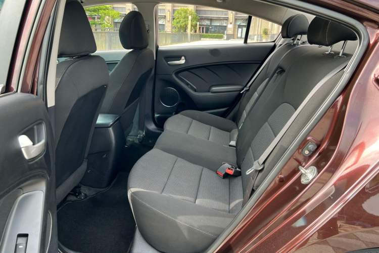 Used Kia K3 2016 1.6L Automatic GLS
