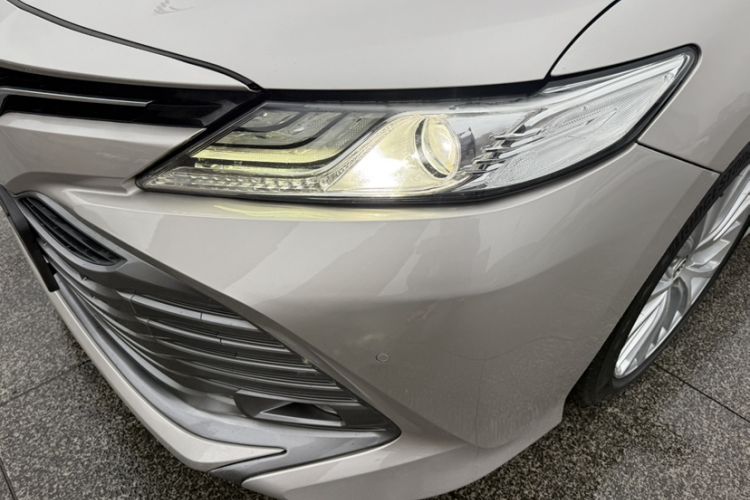 Used Toyota Camry 2019 2.5G Luxury Edition China VI Standard
