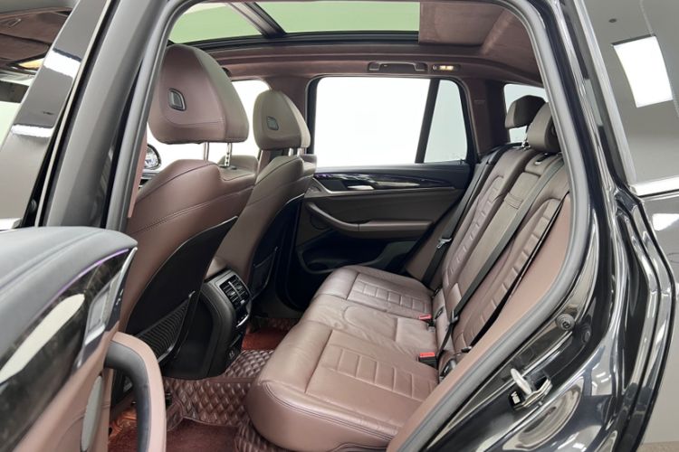 Used BMW X3 2020 xDrive30i Luxury Model with M Sport Package
