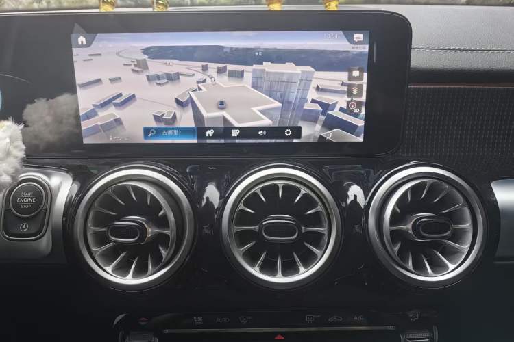 Used Mercedes-Benz GLB 2023 GLB 220 Fashion Model
