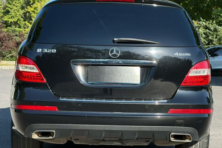 Used Mercedes-Benz R-Class 2017 R 320 4MATIC Business Edition Prestige Model
