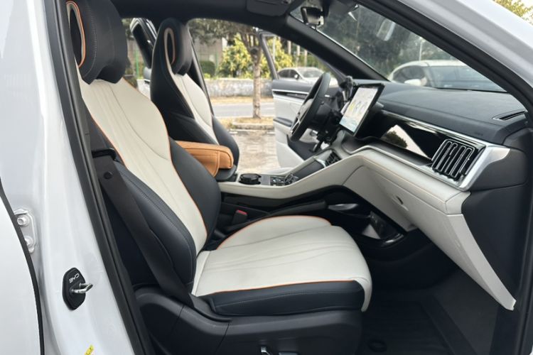 Used BYD Song PLUS New Energy 2024 Honor Edition EV 520km Premium Model