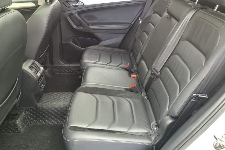 Used Volkswagen Tiguan L 2018 330TSI Automatic Two-Wheel Drive Luxury Edition