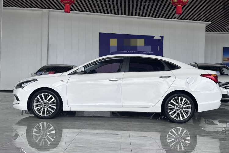 Used Hyundai Mistra 2019 1.8L Automatic Deluxe DLX Model China VI Standard