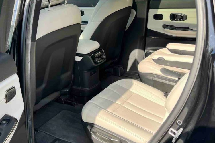 Used Nio ES8 2020 415 km Signature Edition 6-Seater Version