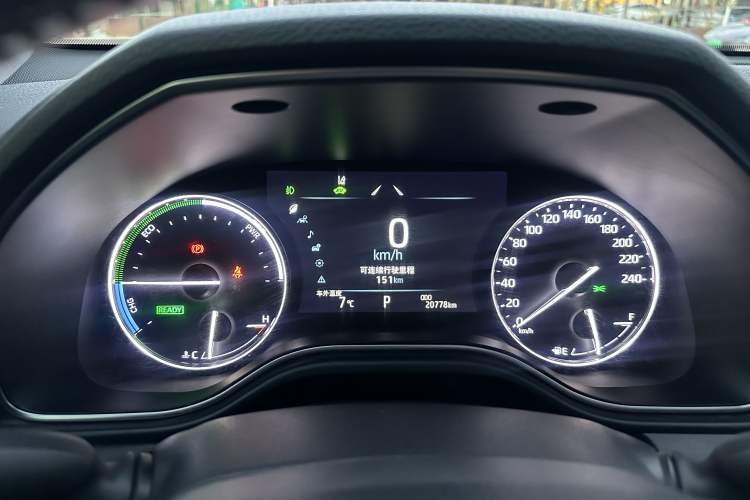 Used Toyota Avalon 2019 Dual-Engine 2.5L Luxury Edition China VI Standard
