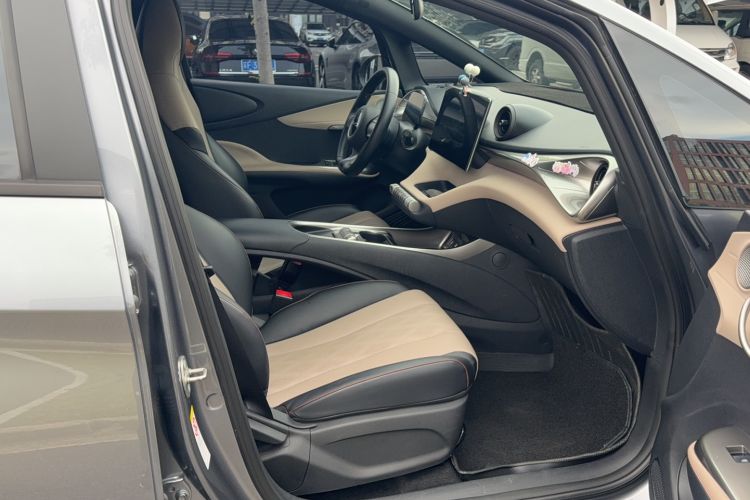 Used BYD Dolphin 2023 420 km Free Version
