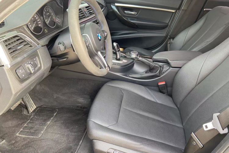 Used BMW 3 Series 2017 320Li Luxury Design Package
