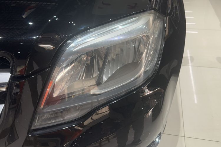 Used Mercedes-Benz GLK-Class 2013 GLK 300 4MATIC Dynamic Sunroof Model