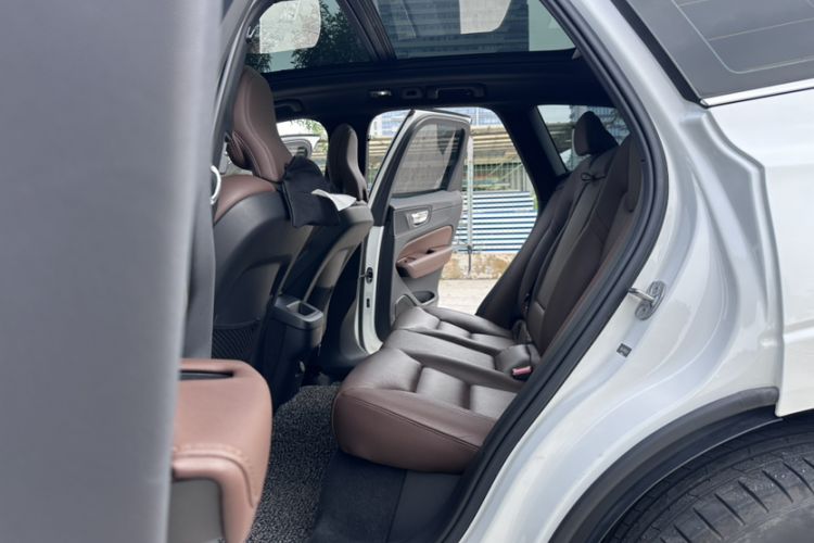 Used Volvo XC60 2023 B5 4x4 Smart Luxury Edition