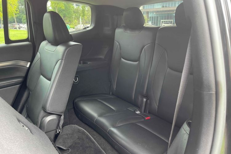 Used  Grand Commander 2018 2.0T Four-Wheel Drive Prestige Edition China V
