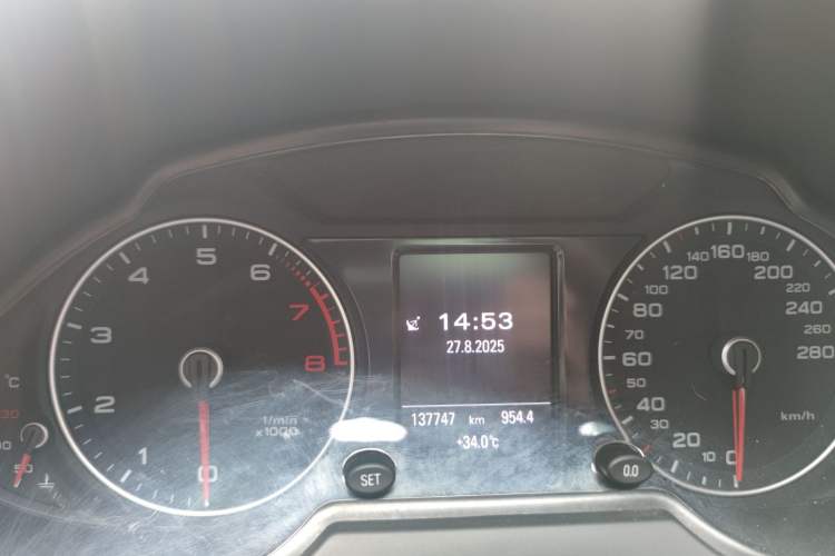 Used Audi Q5 2017 40 TFSI Comfort Model