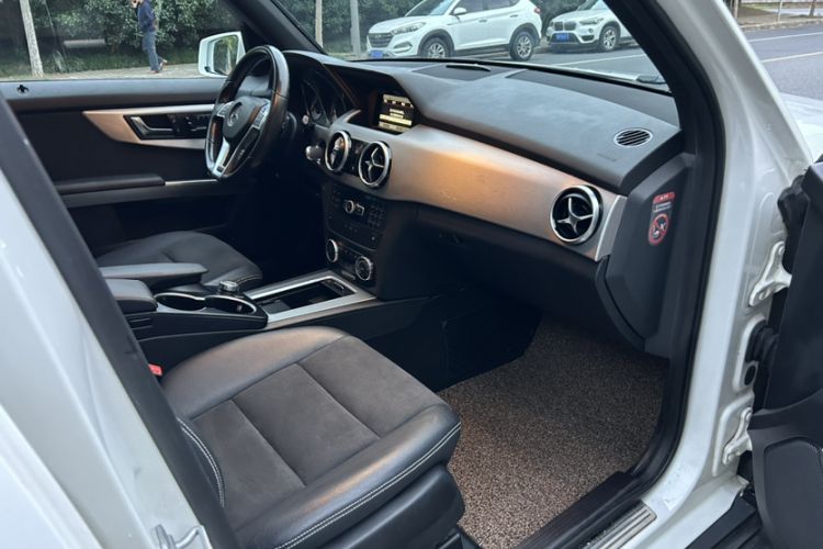 Used Mercedes-Benz GLK-Class 2015 GLK 260 4MATIC Fashion Edition Ultimate Version