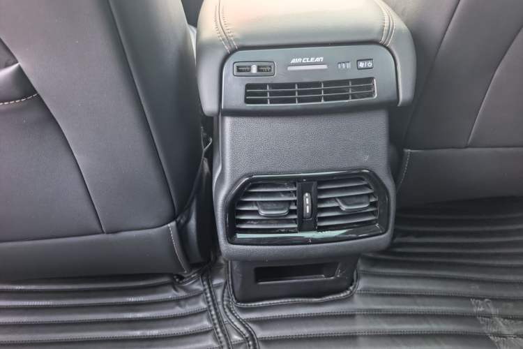 Used Wey VV6 2019 2.0T Four-Wheel Drive Flagship Version China VI Standard