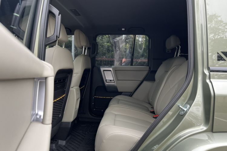 Used  V23 2025 401 Two-Wheel Drive Intelligent Driving Version
