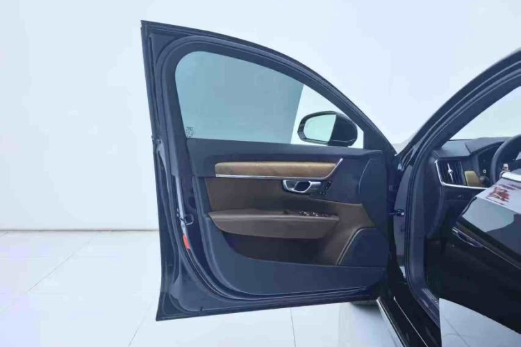 Used Volvo S90 2021 B5 Zhiyi Luxury Edition
