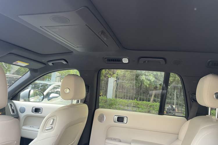 Used Li Auto L8 2023 Max model
