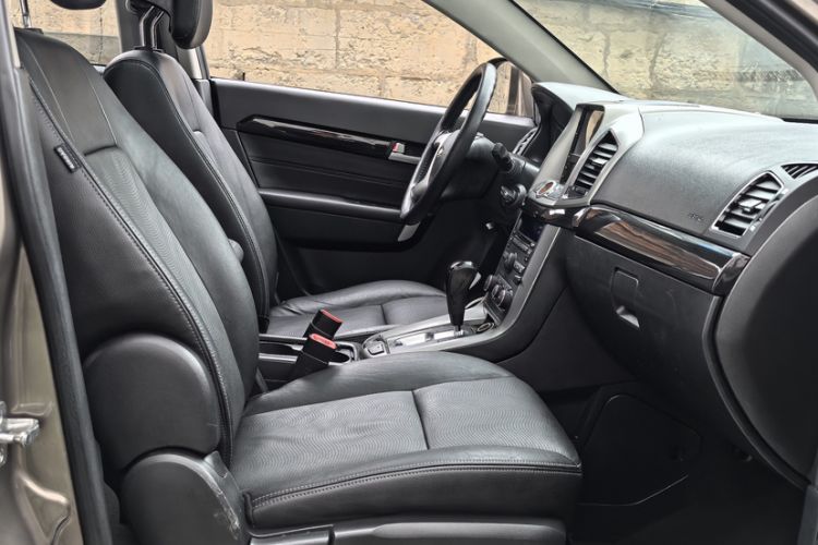 Used Chevrolet Captiva 2017 2.4L Two-Wheel Drive Luxury Edition 7 Seats
