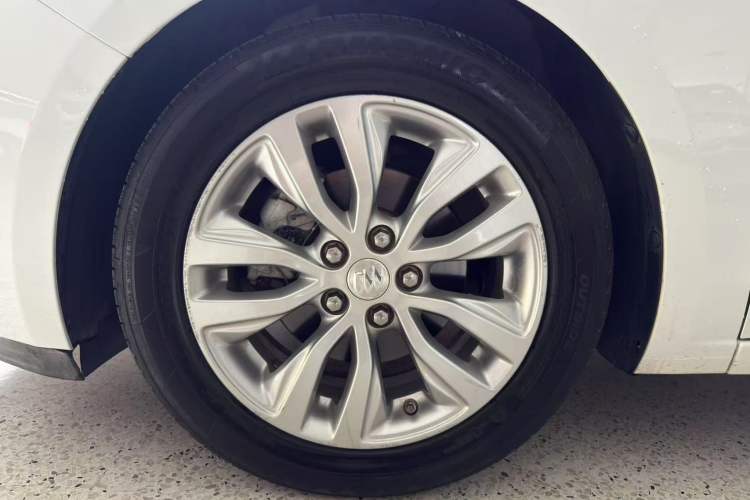 Used Buick GT 2018 15T Dual-Clutch Elite Model China V Standard
