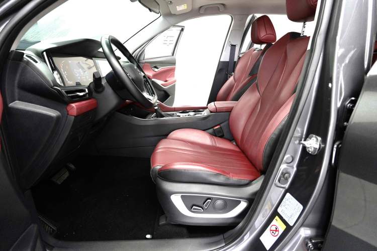 Used Changan CS75 PLUS 2021 1.5T Automatic Luxury Version
