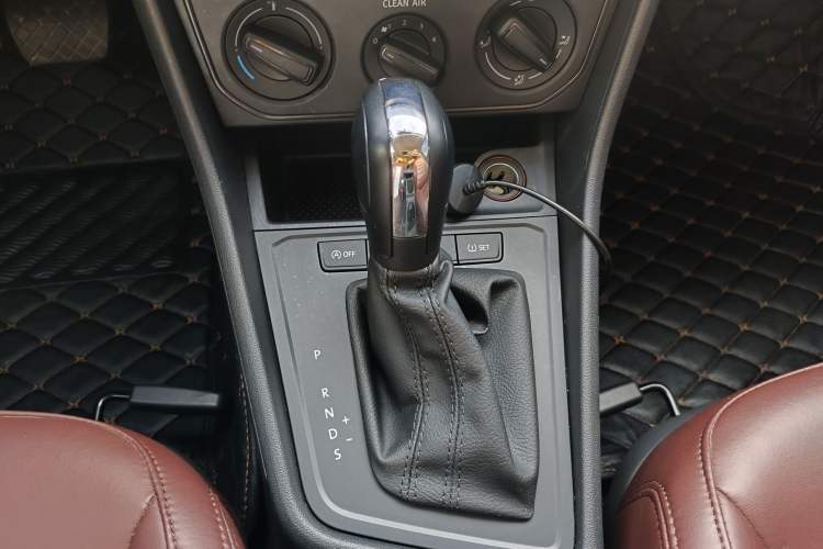 Used Volkswagen Lavida 2019 Lavida Start 1.5L Automatic Trendy Version China VI Standard
