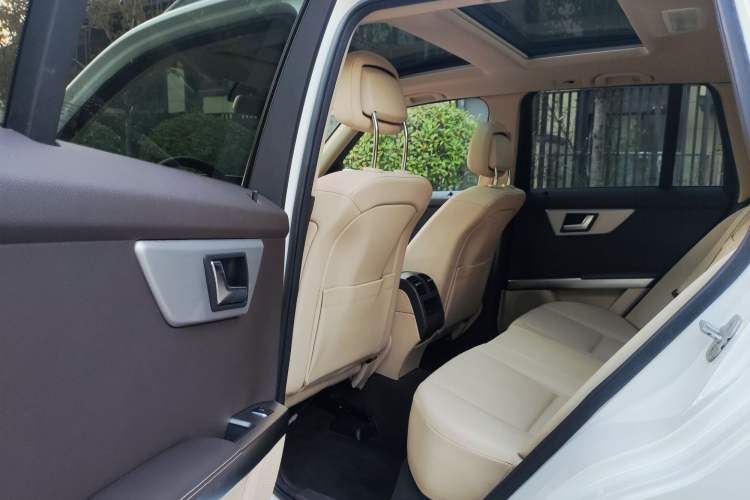 Used Mercedes-Benz GLK-Class 2014 GLK 260 4MATIC Dynamic Model