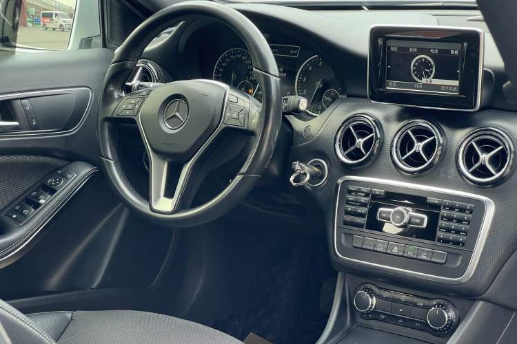 Used Mercedes-Benz A-Class 2013 A 180 Fashion Model
