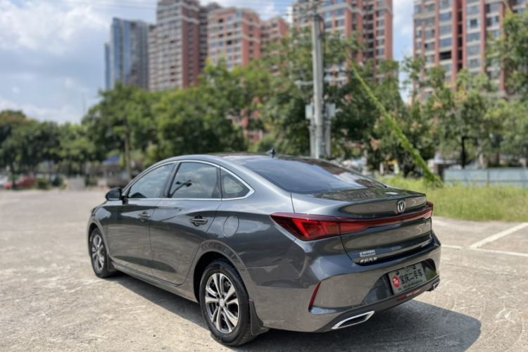 Used Changan Eado 2022 PLUS Blue Whale NE 1.4T GDI DCT Prestige Edition
